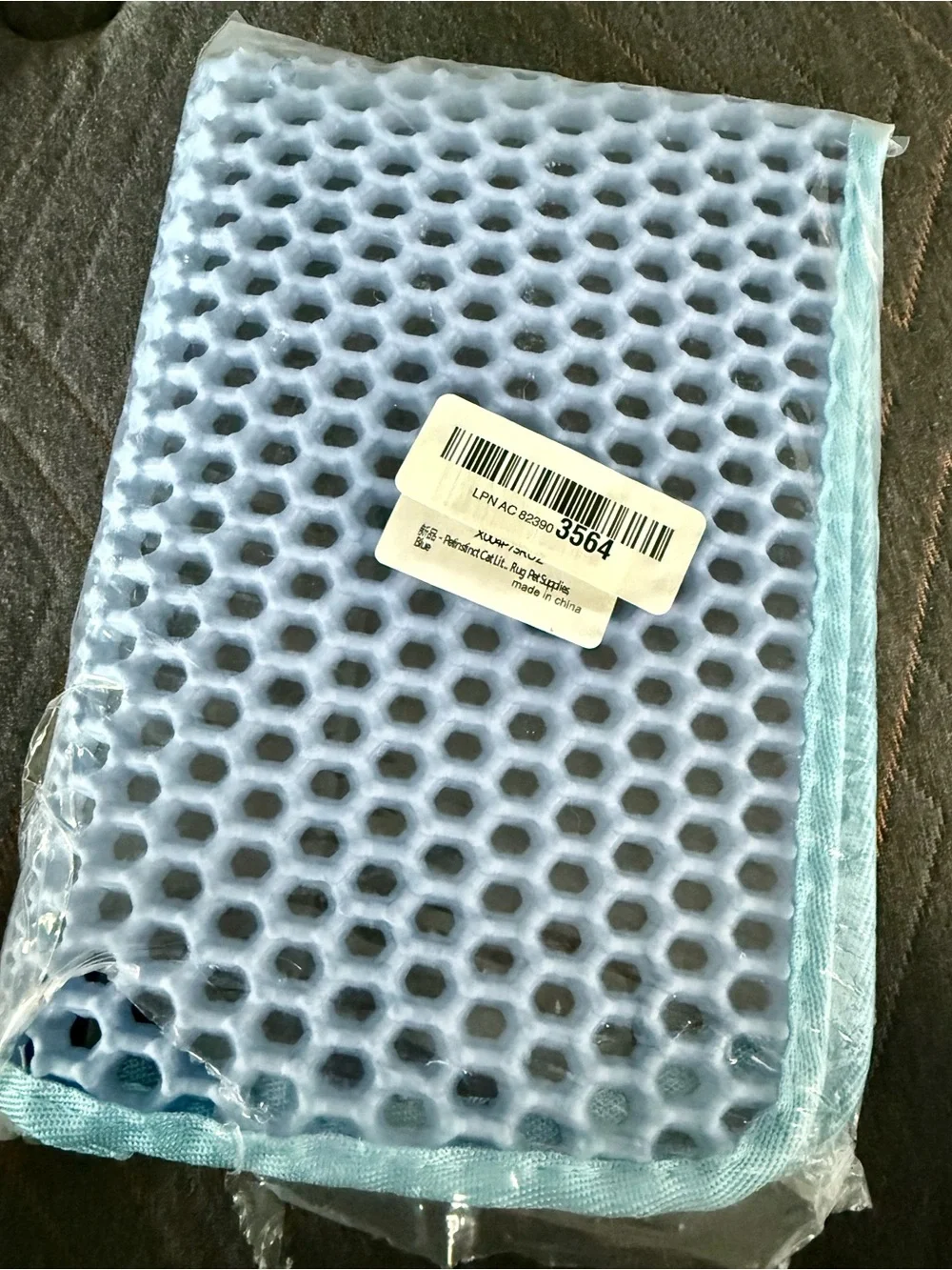 PetInstinct Cat Litter Mat - Non-Slip Paw Friendly NIB
